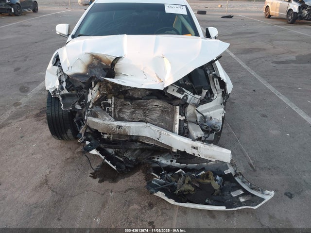 Chevrolet IMPALA 1LT 2018 2G1105S38J9138734 Image 6