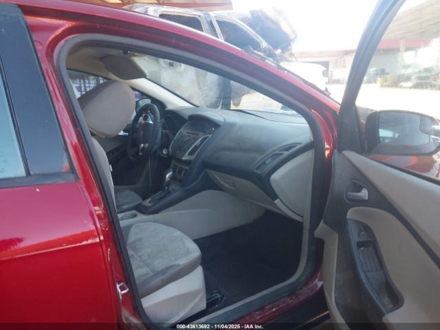 2014 FORD FOCUS 1FADP3F25EL413843 Photo 4