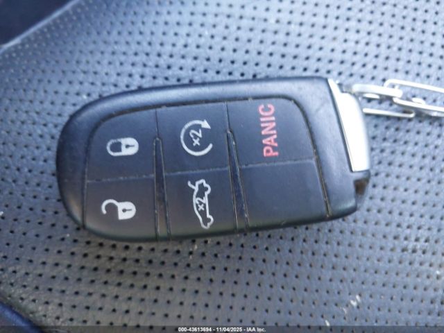 2015 CHRYSLER 300C 2C3CCAKG9FH501174 Photo 10