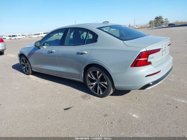 2024 VOLVO S60 7JRL12FK8RG322924 Photo 2