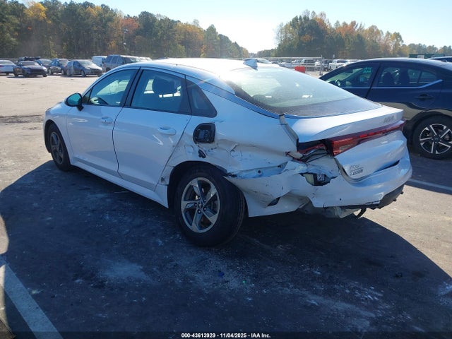 2022 KIA K5 5XXG14J23NG112218 Photo 2