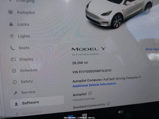 2021 TESLA MODEL Y 5YJYGDED0MF103010 Photo 6