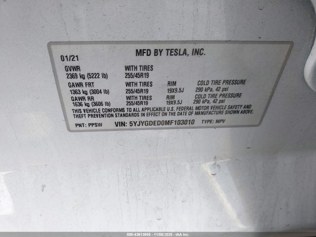 2021 TESLA MODEL Y 5YJYGDED0MF103010 Photo 8