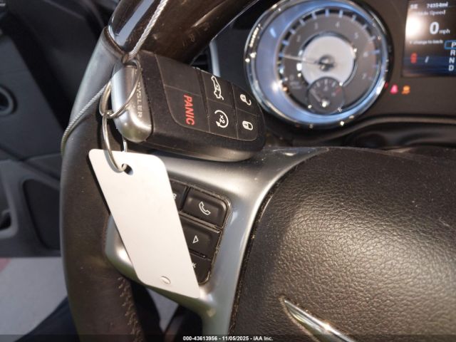 2012 CHRYSLER 300C 2C3CCAET7CH147983 Photo 10