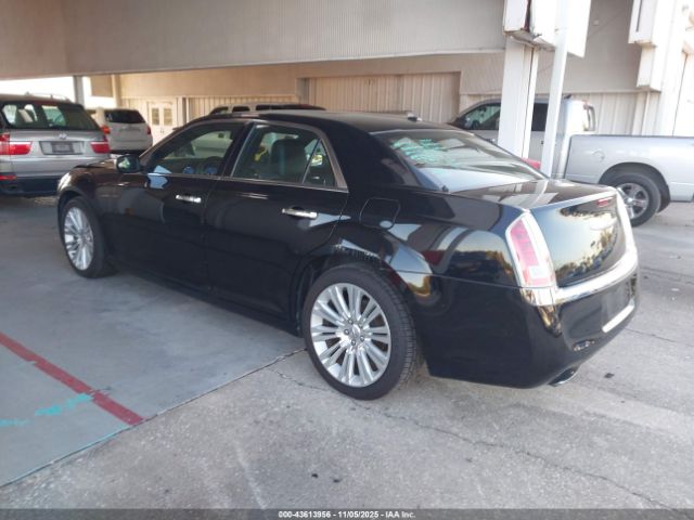 2012 CHRYSLER 300C 2C3CCAET7CH147983 Photo 2