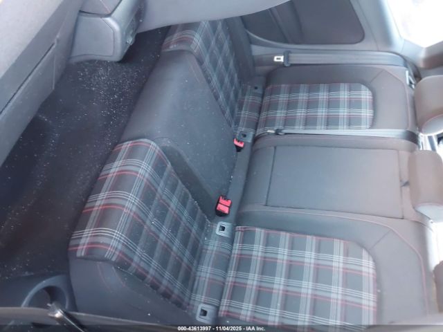 2015 VOLKSWAGEN GOLF GTI 3VWYT7AU6FM055690 Photo 7