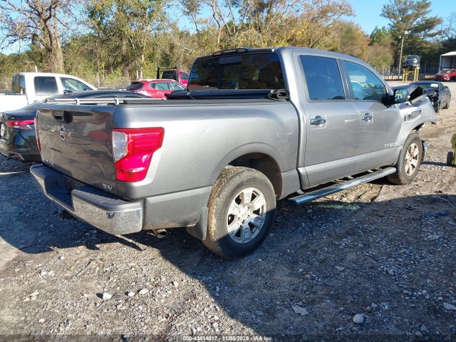 1N6AA1EKXHN550819 Nissan TITAN SV