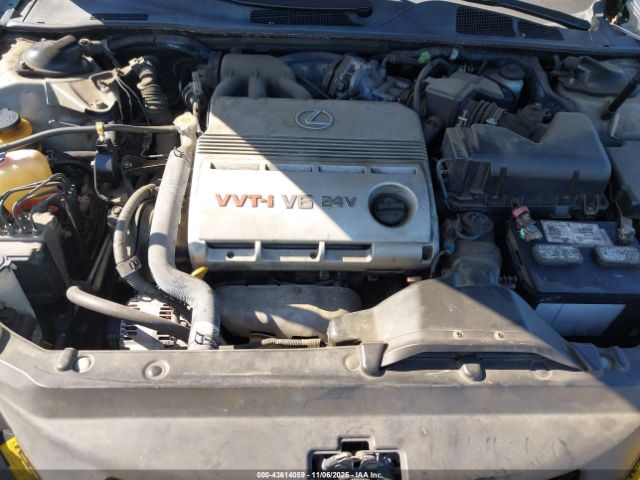 2003 LEXUS ES 300 JTHBF30G536000467 Photo 9