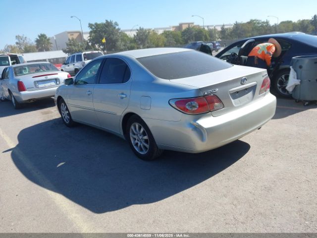 2003 LEXUS ES 300 JTHBF30G536000467 Photo 2