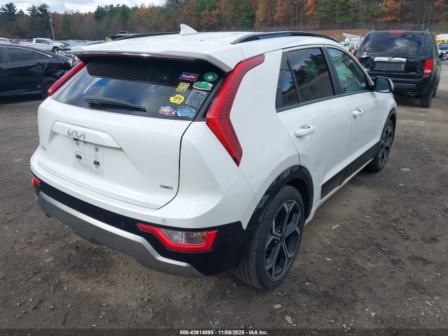 KIA Niro Ex Touring 2023 KNDCR3LE6P5049521 Image 4