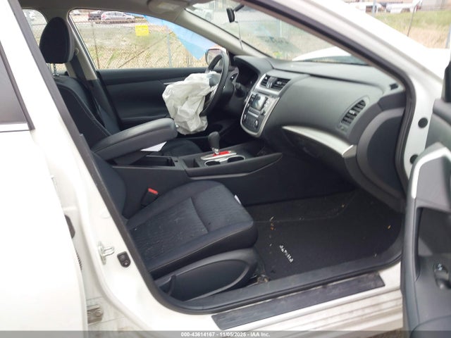 2018 NISSAN ALTIMA 1N4AL3AP3JC299658 Photo 4