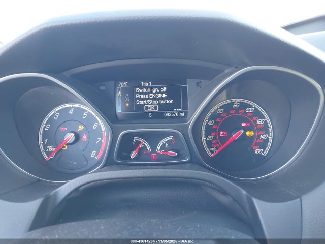 1FADP3L9XEL212215 Ford FOCUS ST