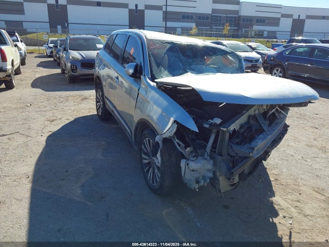 2020 MITSUBISHI OUTLANDER JA4AD3A31LZ048748 Photo 0