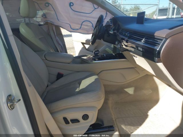 2017 AUDI Q7 WA1VAAF7XHD050674 Photo 4