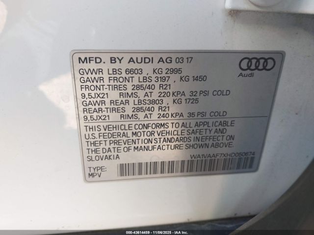 2017 AUDI Q7 WA1VAAF7XHD050674 Photo 8