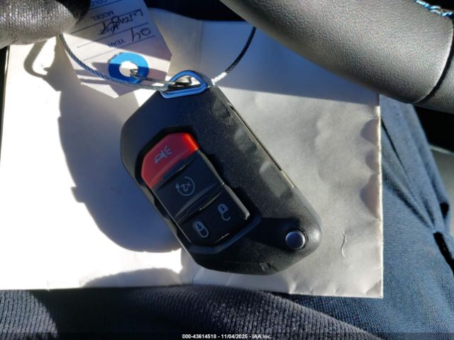 2024 JEEP WRANGLER 4XE 1C4RJXU66RW209037 Photo 10