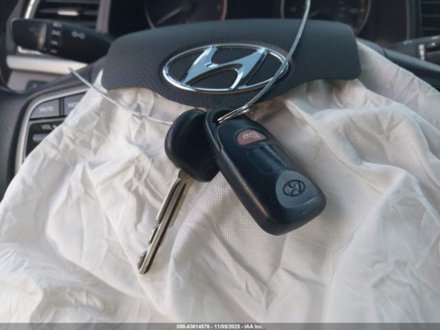 2017 HYUNDAI ELANTRA 5NPD74LF9HH136680 Photo 10