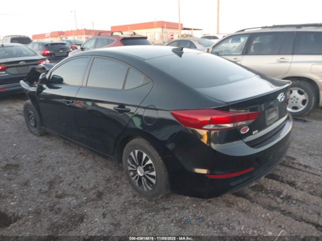 2017 HYUNDAI ELANTRA 5NPD74LF9HH136680 Photo 2