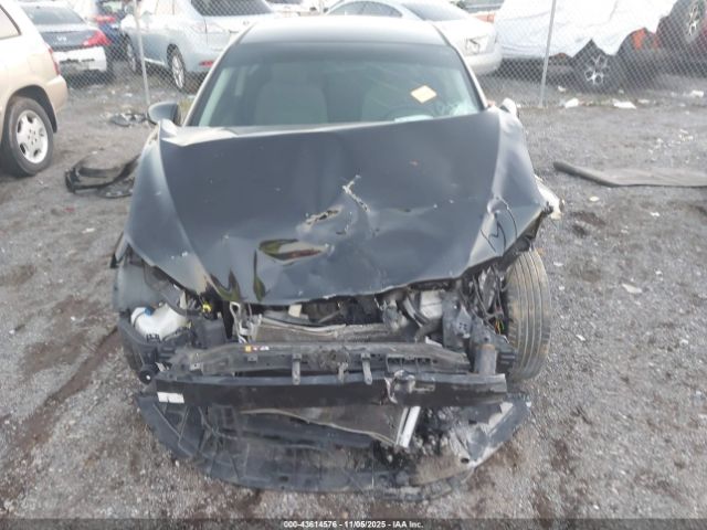 2017 HYUNDAI ELANTRA 5NPD74LF9HH136680 Photo 5