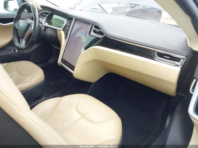 2013 TESLA MODEL S 5YJSA1AG0DFP08683 Photo 4