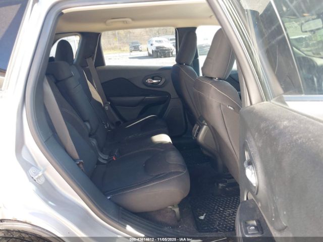 2017 JEEP CHEROKEE 1C4PJMCB8HW556310 Photo 7