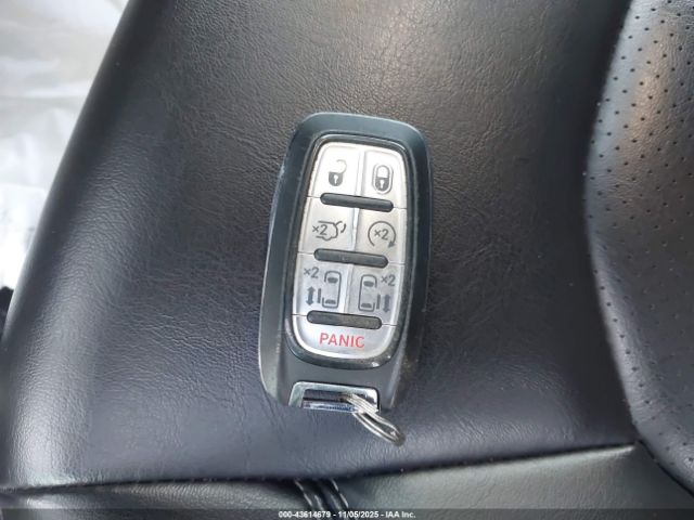 2023 CHRYSLER PACIFICA 2C4RC1BG6PR613139 Photo 10