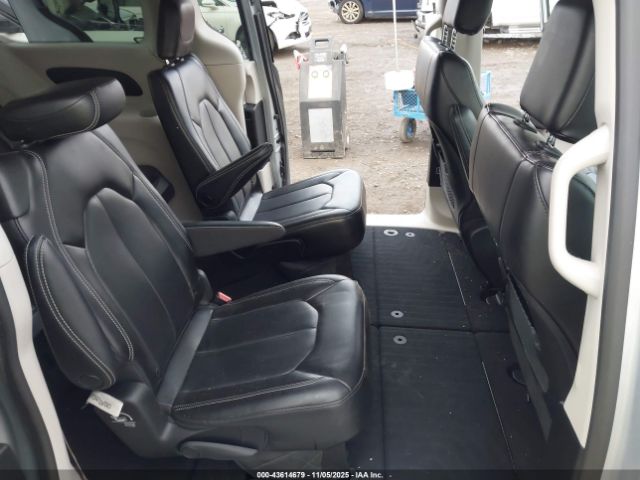 2023 CHRYSLER PACIFICA 2C4RC1BG6PR613139 Photo 7