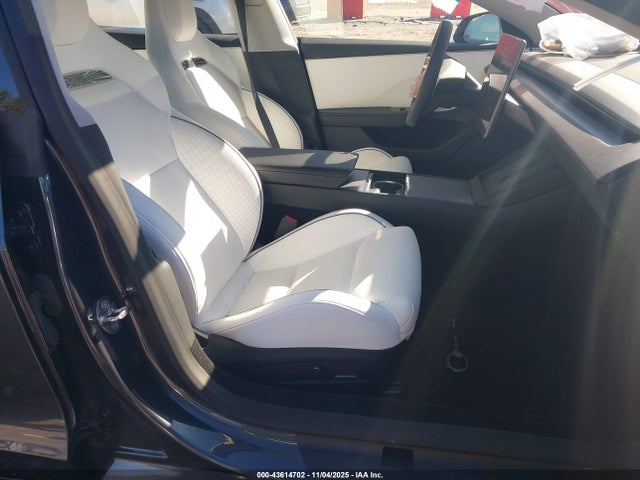 2024 TESLA MODEL 3 5YJ3E1ET1RF846725 Photo 4