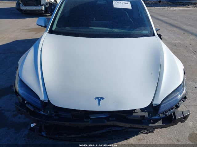 2025 TESLA MODEL 3 5YJ3E1EB5SF987469 Photo 9