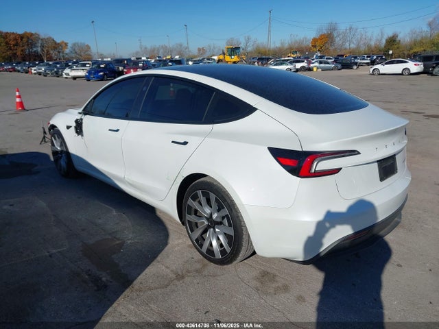 2025 TESLA MODEL 3 5YJ3E1EB5SF987469 Photo 2