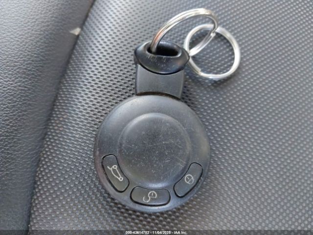 2012 MINI COOPER COUNTRYMAN WMWZB3C5XCWM02665 Photo 10