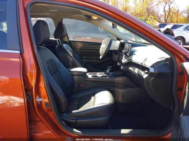 2019 NISSAN ALTIMA 1N4BL4CV1KC107404 Photo 4