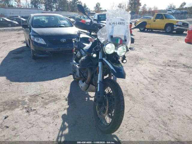 2022 MOTO GUZZI V85 TT ZGUKYUE00NM000093 Photo 4