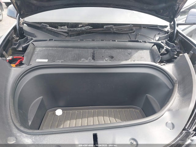 2024 TESLA MODEL Y 7SAYGDED8RF053600 Photo 9