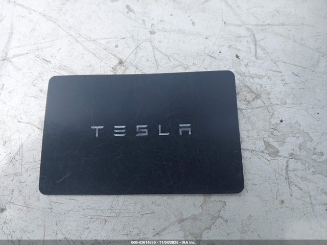 2024 TESLA MODEL Y 7SAYGDED8RF053600 Photo 10