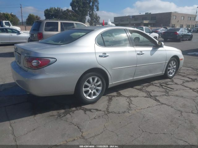 2003 LEXUS ES 300 JTHBF30G630148193 Photo 3