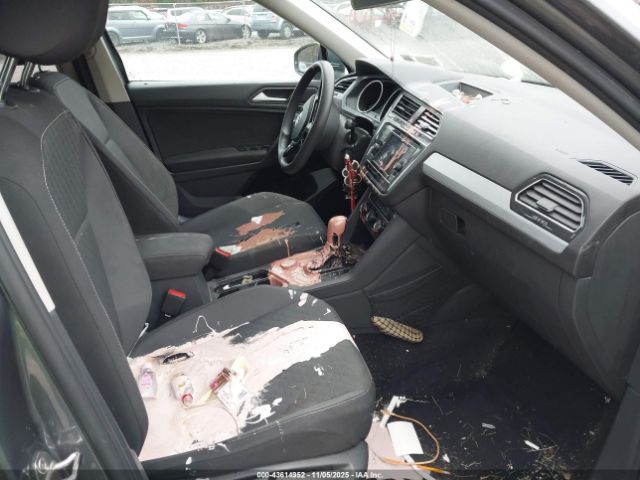 2021 VOLKSWAGEN TIGUAN 3VV0B7AX1MM000270 Photo 4