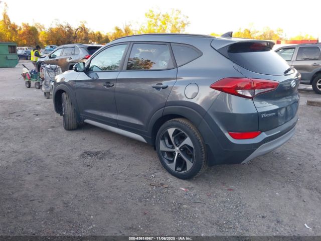 2018 HYUNDAI TUCSON KM8J33A25JU791404 Photo 2