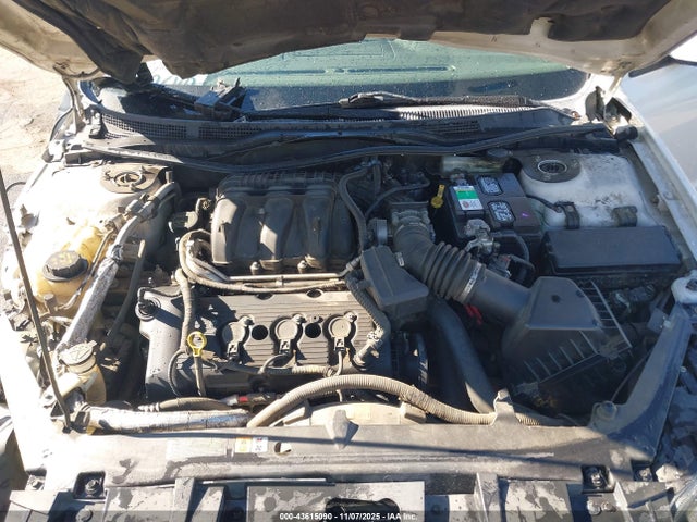 43615090 :رقم المزاد ، 3FAHP0HG3CR305762 vin ، 2012 Ford Fusion Se مزاد بيع