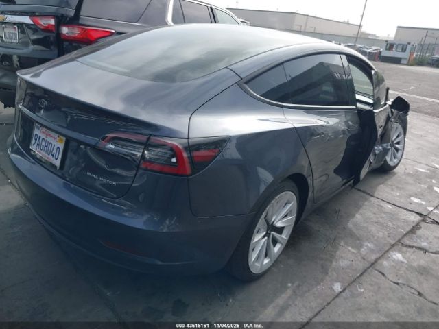 2022 TESLA MODEL 3 5YJ3E1EB3NF196426 Photo 3