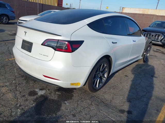 2022 TESLA MODEL 3 5YJ3E1EB6NF137113 Photo 3