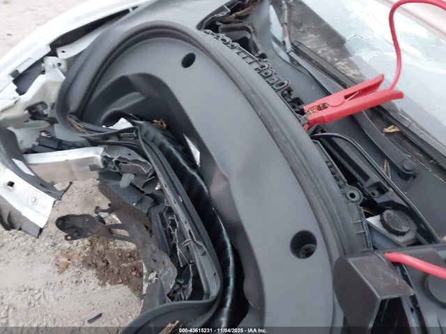 2023 TESLA MODEL 3 5YJ3E1EA3PF438755 Photo 9