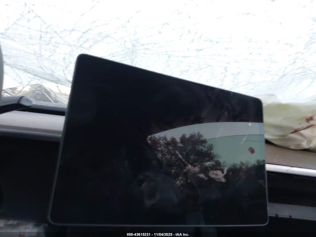 2023 TESLA MODEL 3 5YJ3E1EA3PF438755 Photo 6