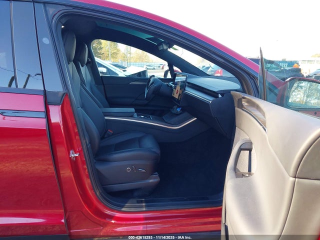 2023 TESLA MODEL X 7SAXCDE57PF412609 Photo 4