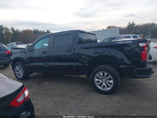 3GCPYBEH5LG202947 Chevrolet Silverado 1500 4wd Short Bed Custom