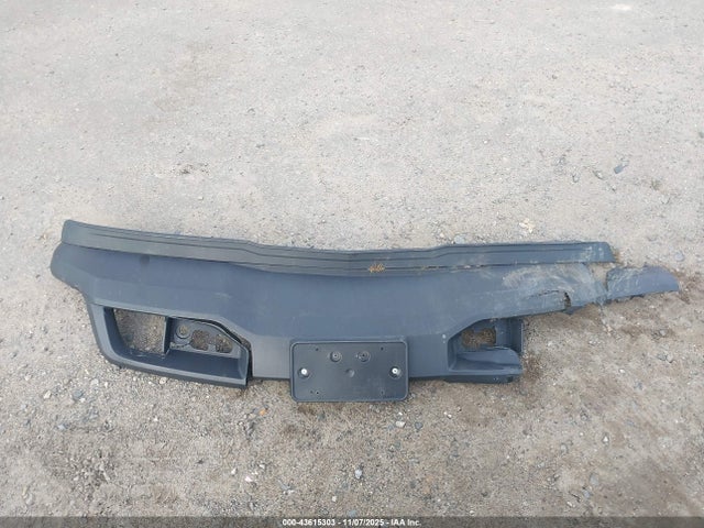 3GCPYBEH5LG202947 Chevrolet Silverado 1500 4wd Short Bed Custom