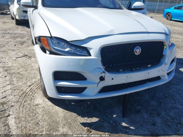 2017 JAGUAR F-PACE SADCK2BV3HA075796 Photo 5
