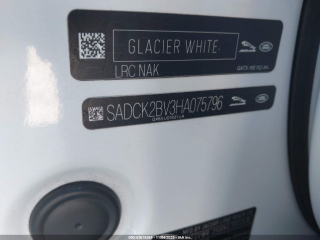 2017 JAGUAR F-PACE SADCK2BV3HA075796 Photo 8