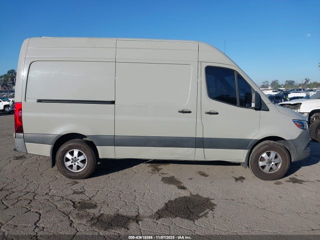 W1W4EBHY1MT074920 Mercedes-Benz Sprinter 2500 Standard Roof V6