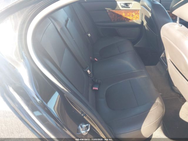 2010 JAGUAR XF SAJWA0GB1ALR58094 Photo 7